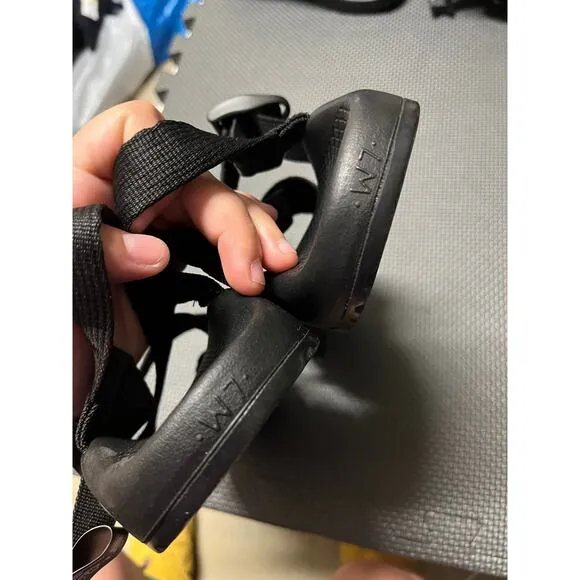 New Chaco Womens Z/2 Sandals Black Size 7 Hiking Sport Athletic Outdoors