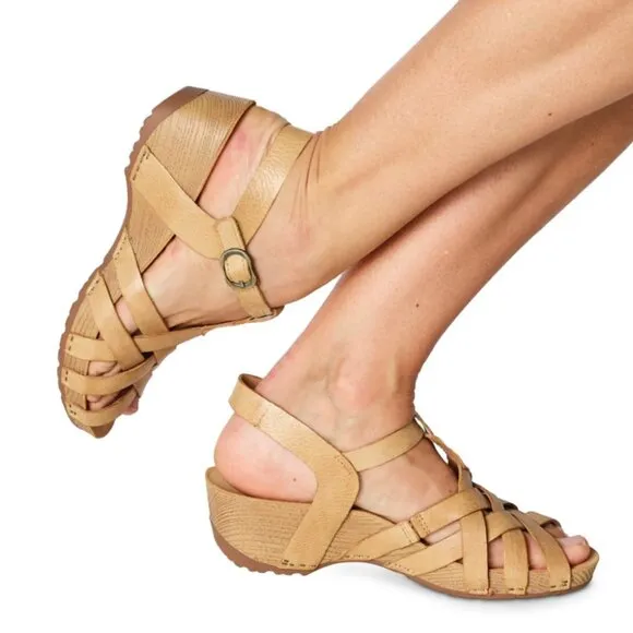 new DANSKO women's Tinley GENUINE LEATHER strappy sandals in tan 252
