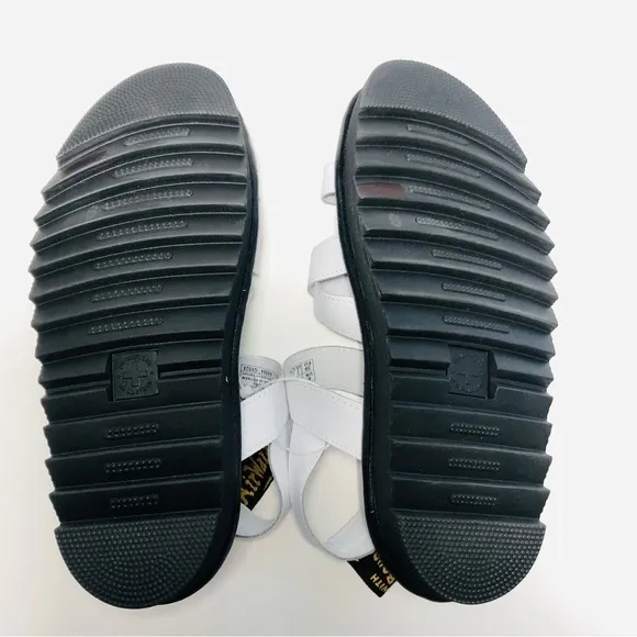 NEW Dr. Martens Women's Avery Hydro Toe Loop Platform Sandals in White size 8