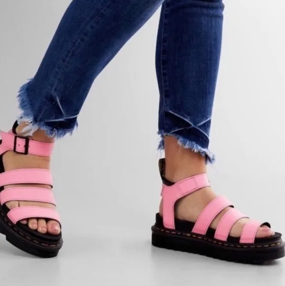 NEW Dr.Martens Womens Blaire HydroAnkle Pink Tractor Platform shoes Sandals sz 9
