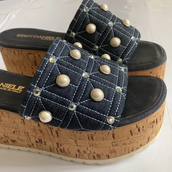 NEW Eddy Daniele Platform Sandals, Denim w Embellished Pearls, Size 10