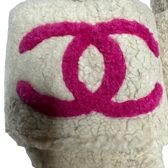 NEW Fashion “Just For Fun” Designer CC Faux Sheepskin Slipper Slide Sandals 37