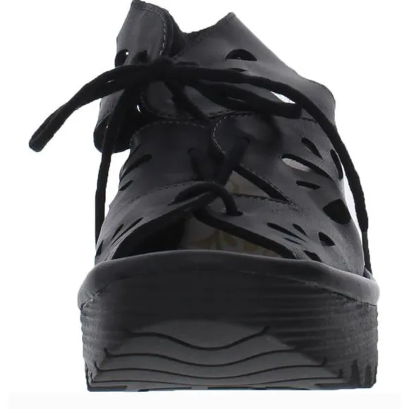 NEW FLY London Womens Black Yote828 Leather Fashion Evening Sandals