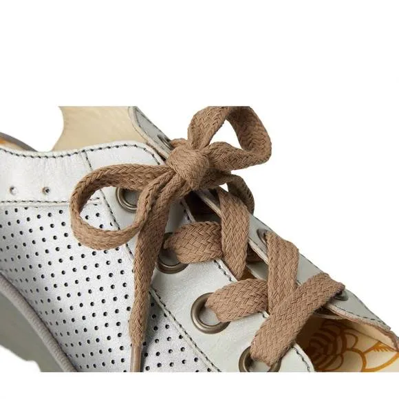 NEW FLY LONDON women's yuta617fly wedge sandal in silver/plomo