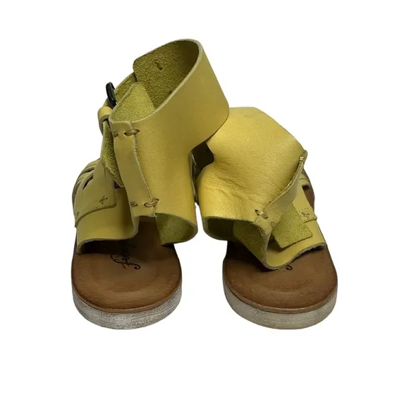 NEW Free People St. Kitts Woven Yellow Leather Sandals 37
