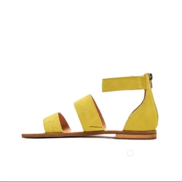 NEW FRYE Evie 2 Band Leather Sandals Lime Size 10M