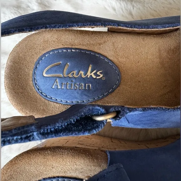 NEW IN BOX Clarks Artisan Caslynn Shae Wedge Comfort Sandal Blue- 7.5