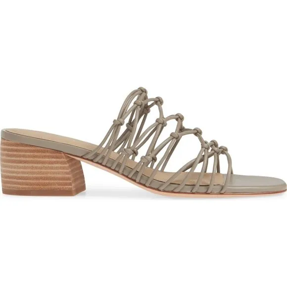 New in Box - Nordstrom Signature “Leandra” Knotted Slide Sandal in Size 8