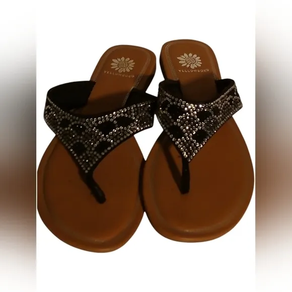 New in Box, YellowBox Sandals with Leather Insoles, Non-Slip Bottoms, Si…
