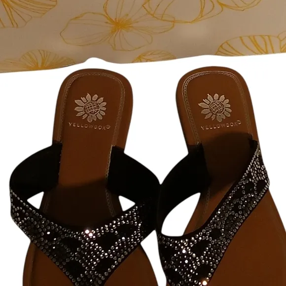 New in Box, YellowBox Sandals with Leather Insoles, Non-Slip Bottoms, Si…
