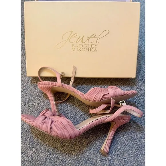 NEW! Jewel Badgley Mischka Women's Hydee Stiletto Sandal Gold Size 8