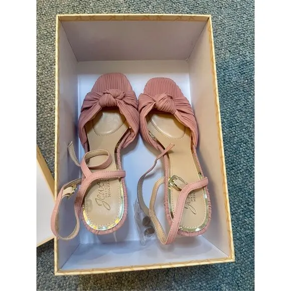 NEW! Jewel Badgley Mischka Women's Hydee Stiletto Sandal Gold Size 8