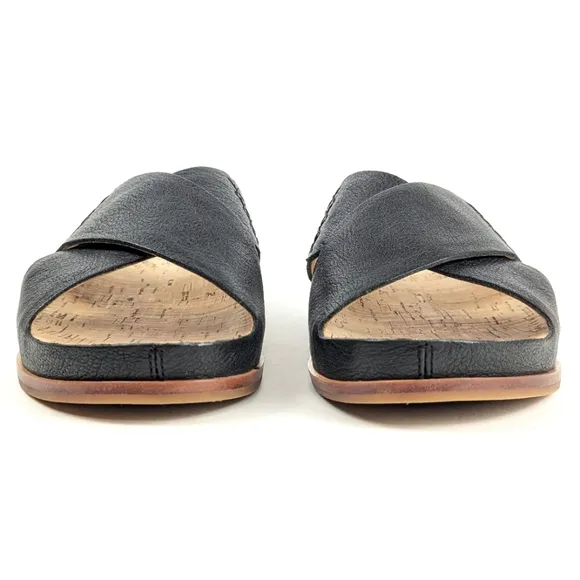 NEW Kork-Ease Amboy Pebbled Leather Criss Cross Slide Sandals Black Size 8