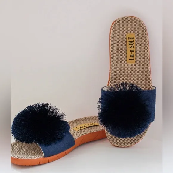 NEW! LA-a SOLE Seafoam Blue Fringe Playful Unique Pom Pom Sandals 8 9