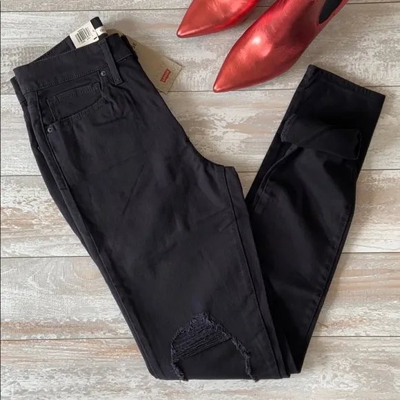 NEW Levi’s 721 high waisted skinny black jeans