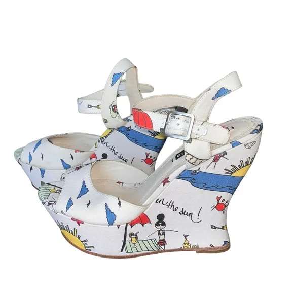 NEW Limited Edition Alice   Olivia Stella Travel Wedge Sandals size 6,5