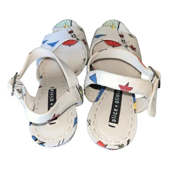 NEW Limited Edition Alice   Olivia Stella Travel Wedge Sandals size 6,5
