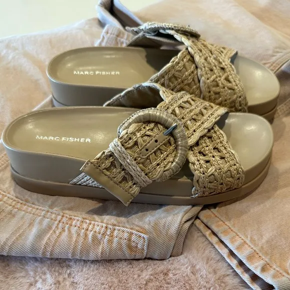 NEW Marc Fisher Welti Sandals