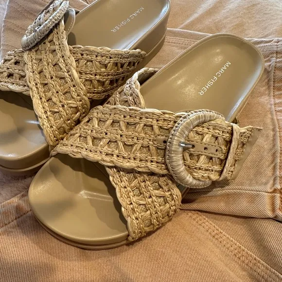 NEW Marc Fisher Welti Sandals