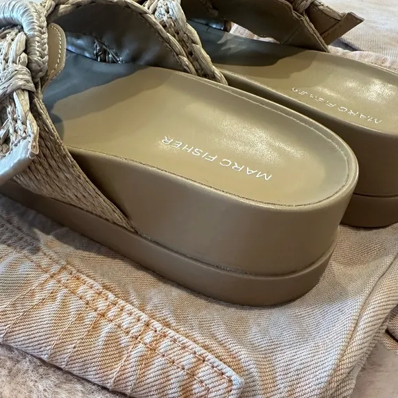 NEW Marc Fisher Welti Sandals