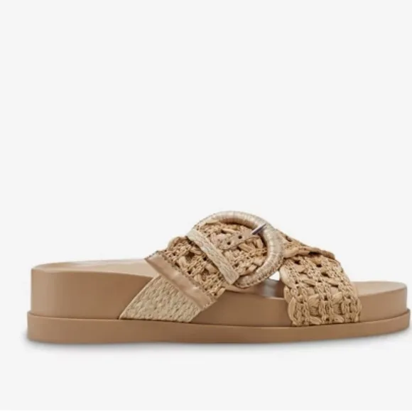 NEW Marc Fisher Welti Sandals
