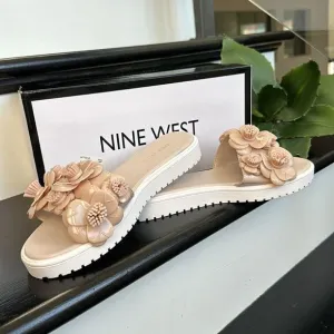 New Nine West NWRelly slip on sandal slide floral women’s 7 M neutral with box