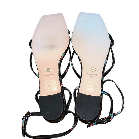 NEW NWOB Caroline Constas Morgan Sandal Floral Print