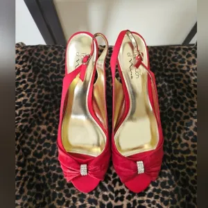 NEW RED SATIN DRESS SANDALS SIZE 12