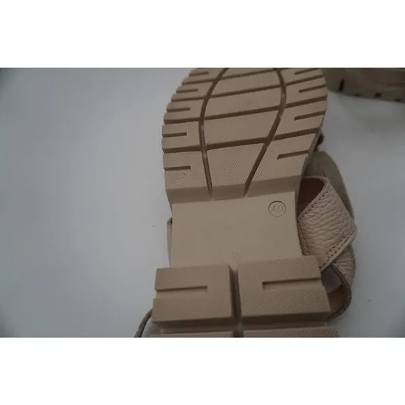 New Ron White &quot;Shalona&quot; Sporty Sandals in Oyster/off white cushion/chain size 40
