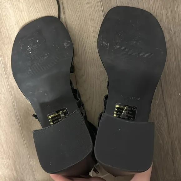 NEW! Steve Madden Black Leather Cherri Strappy Sandal - Size 7.5