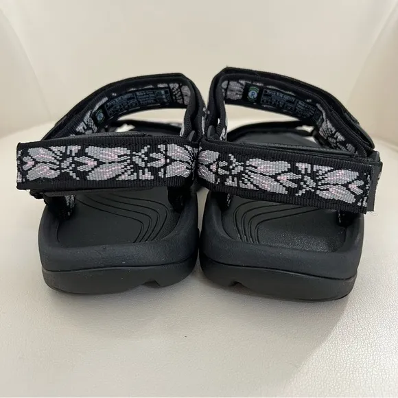 New Teva Hurricane 4 hazb hazel black women’s hiking walking outdoors  sandals