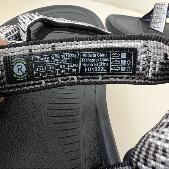 New Teva Hurricane XLT2 ABKW atmosphere black walking strap sandals various size