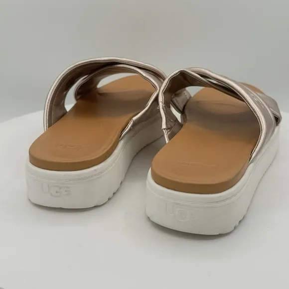 NEW UGG ZAYNE Crossband Women Sandals  SZ US 9.5/EU 40.5 CLR Gold MSRP $110