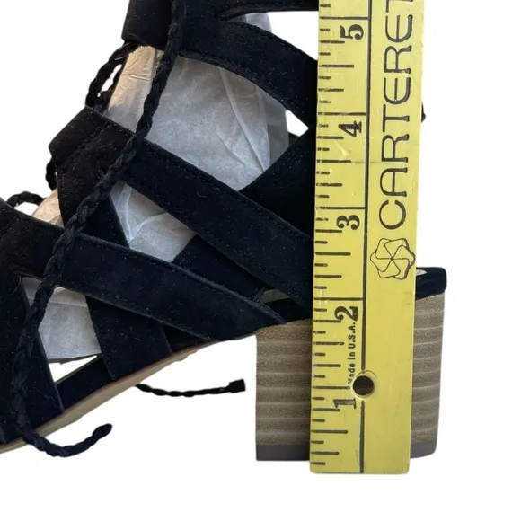 NEW Vince Camuto Fauna Black Suede Lace-Up Sandals Women 8M Block Heel Gladiator