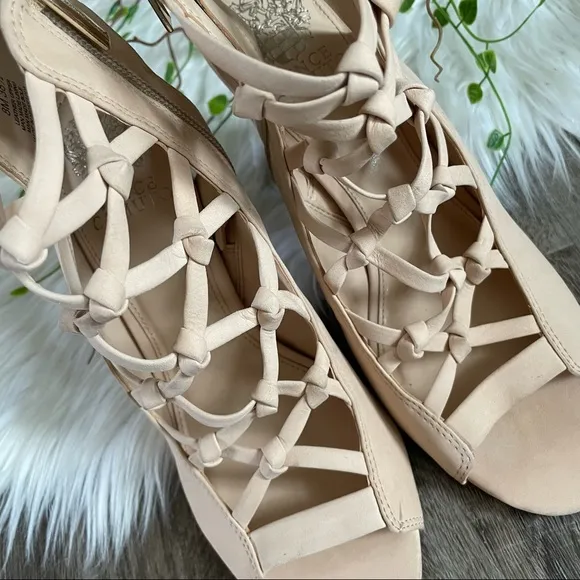 NEW | Vince Camuto Stesha Caged Suede Block Heel Sandals