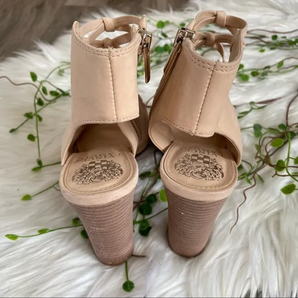 NEW | Vince Camuto Stesha Caged Suede Block Heel Sandals