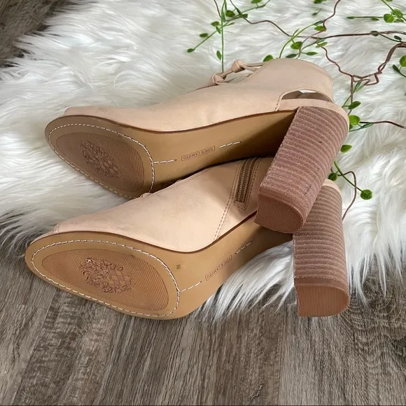 NEW | Vince Camuto Stesha Caged Suede Block Heel Sandals