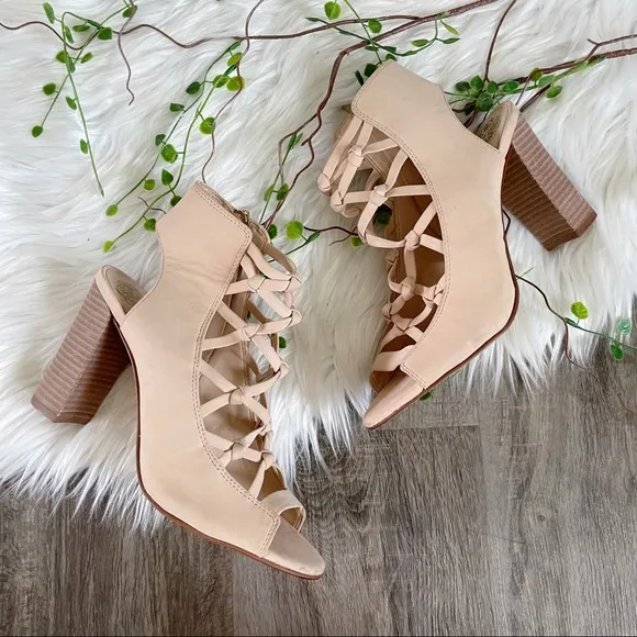 NEW | Vince Camuto Stesha Caged Suede Block Heel Sandals