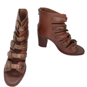NEW VINTAGE FOUNDRY Womens Lauralyn Block Heel Sandal Strappy  Leather Size 9