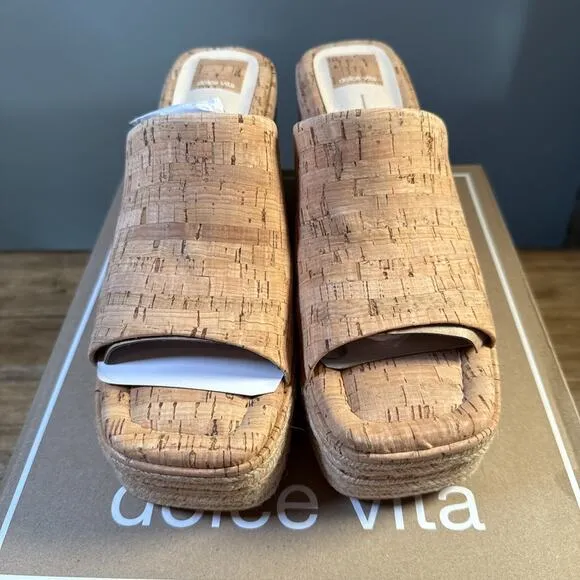 New with Box Elaria Natural Cork Platform Wedge Sandals Dolce Vita size 9
