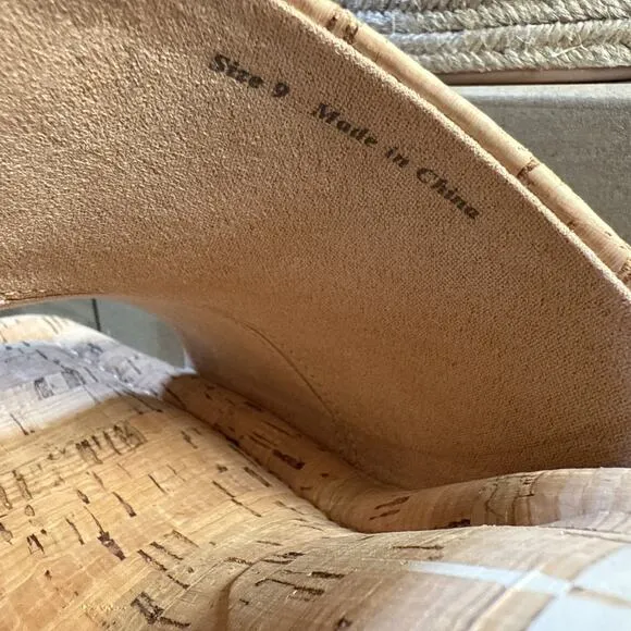 New with Box Elaria Natural Cork Platform Wedge Sandals Dolce Vita size 9