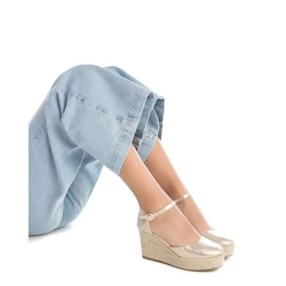NEW XTI women's espadrille sandals in gold