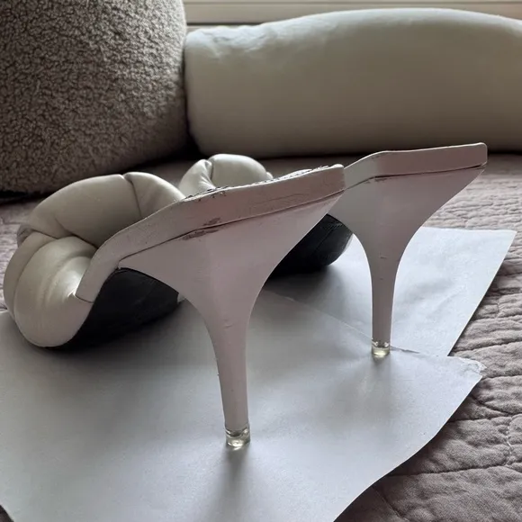 NEW‼️BLACK SUEDE STUDIO Eliza Sandals, White Nappa Leather EU 37.5 US 7