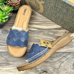 NIB Born Aleah 10M 42 Navy Blue Leather Slide Sandals