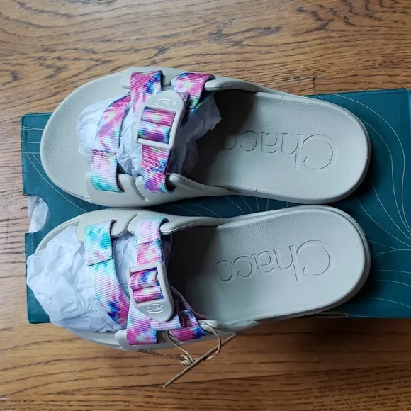 NIB Chaco Chillos Slide Sandal In White Rainbow Tie Dye Kids Size 1