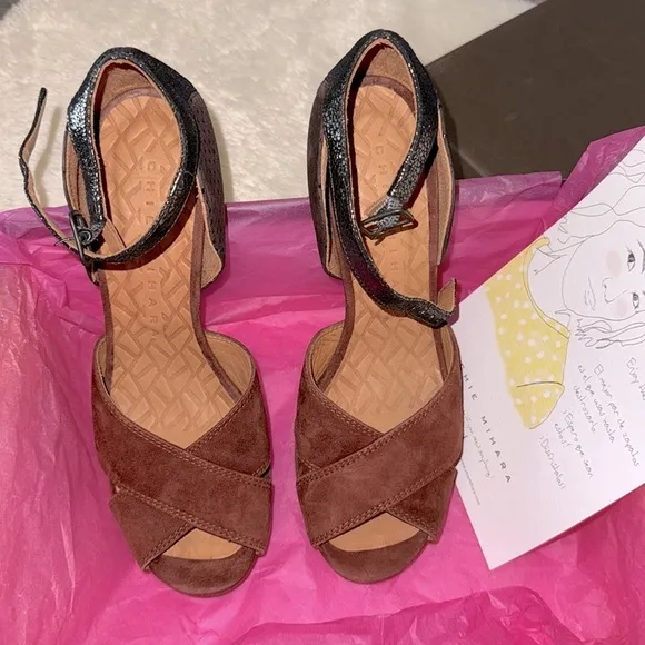 nib Chie Mihara ‘Besito’ Suede Platform Heel Sandals in Brown, size 8