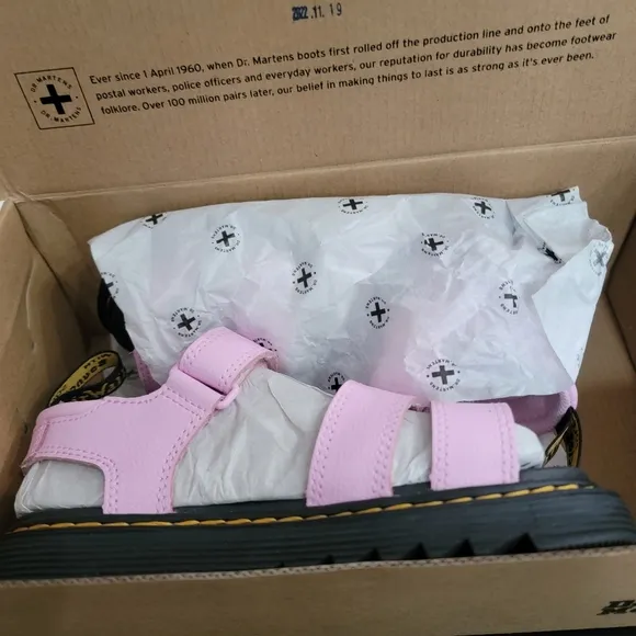 NIB DR MARTENS Pink Klaire Sandals SZ. 2
