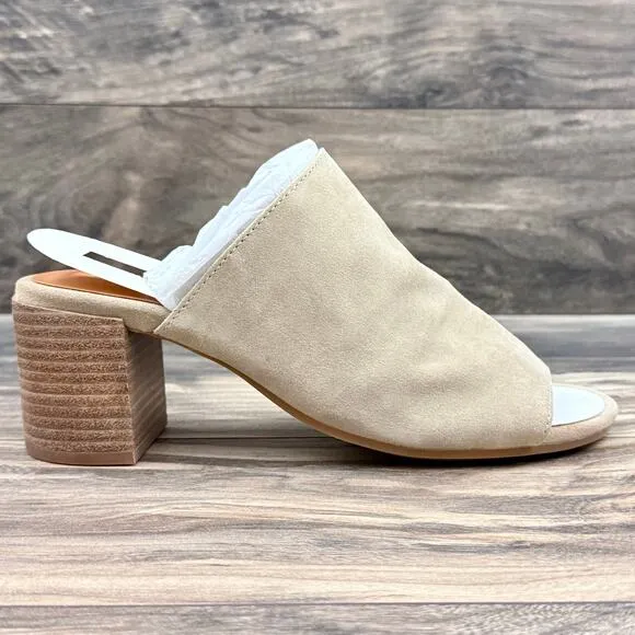 NIB Gentle Souls by Kenneth Cole 9M Chas Comfort Open Toe Heeled Sandals Suede
