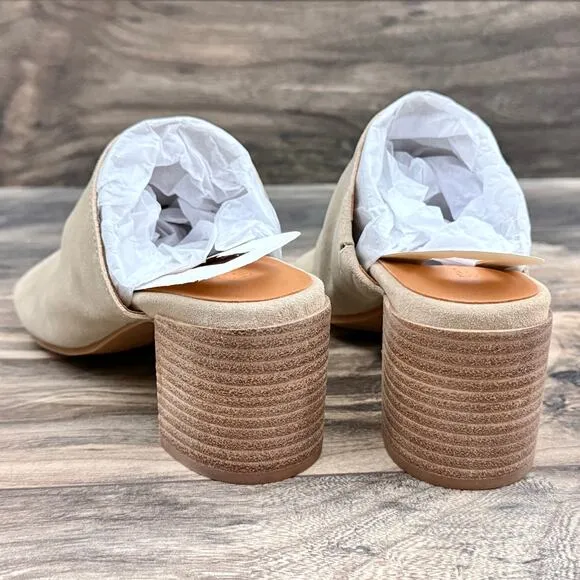 NIB Gentle Souls by Kenneth Cole 9M Chas Comfort Open Toe Heeled Sandals Suede