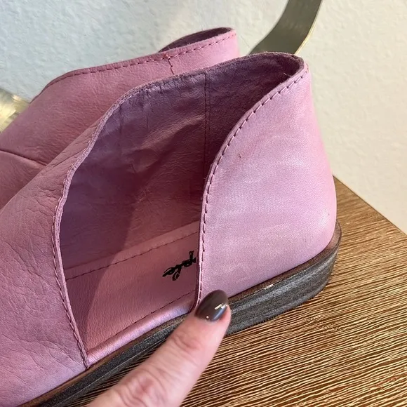 nib ✨HP ✨ FREE PEOPLE Mont Blanc Sandals in Pink